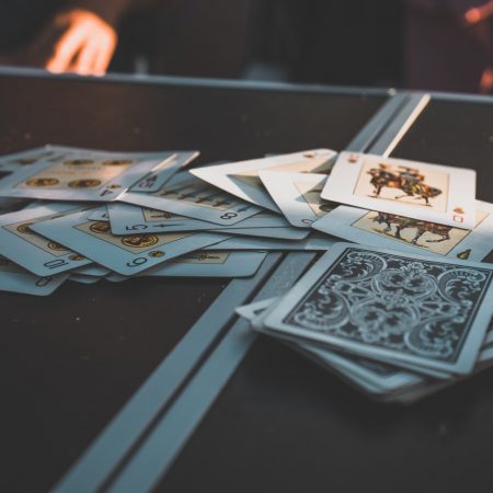 Vad är färg i poker?